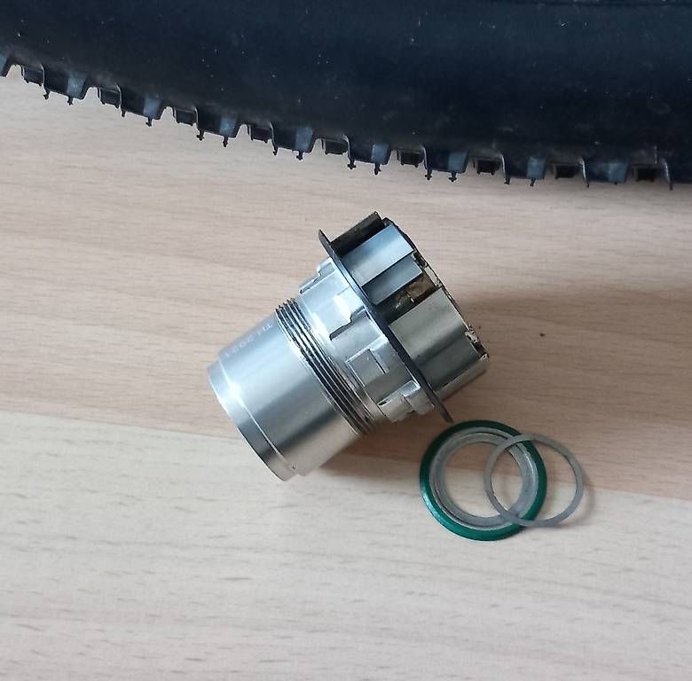 Pezzi di ricambio: Jante carbon 29" fsa , 2 corps de roue libre – Usato da Cheyres venduto da Lequilibre 4