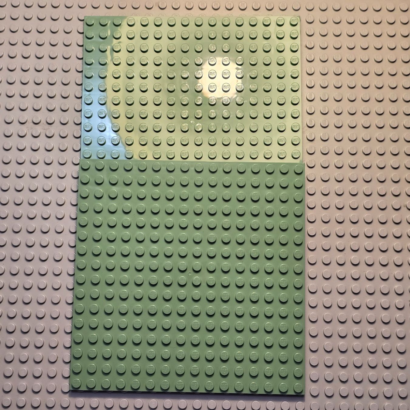 Lego Kit di costruzioni: Lego 2x Platten 16x16 sand grün – Nuovo (secondo la descrizione) da Basel venduto da Swi-7621