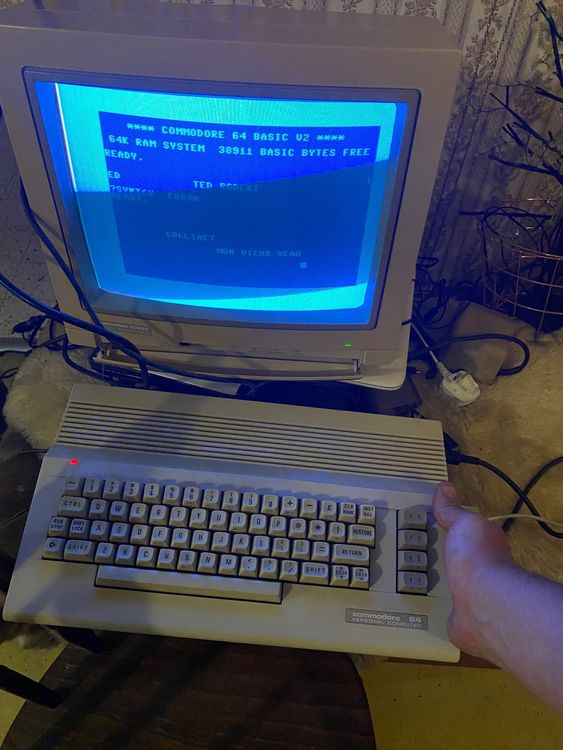 Ancien ordinateur commodore | Kaufen auf Ricardo