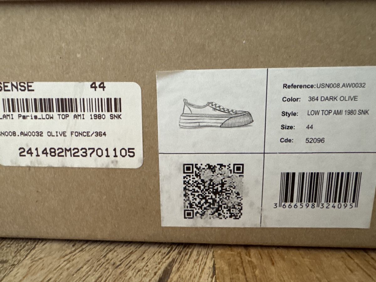 Scarpe da uomo: Ami Sneakers – Nuovo (secondo la descrizione) da Bülach venduto da Suters0403 5