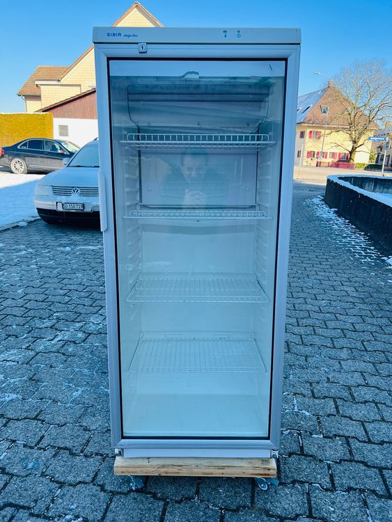 Gebrauchte Kuhlschranke Mit Glastur