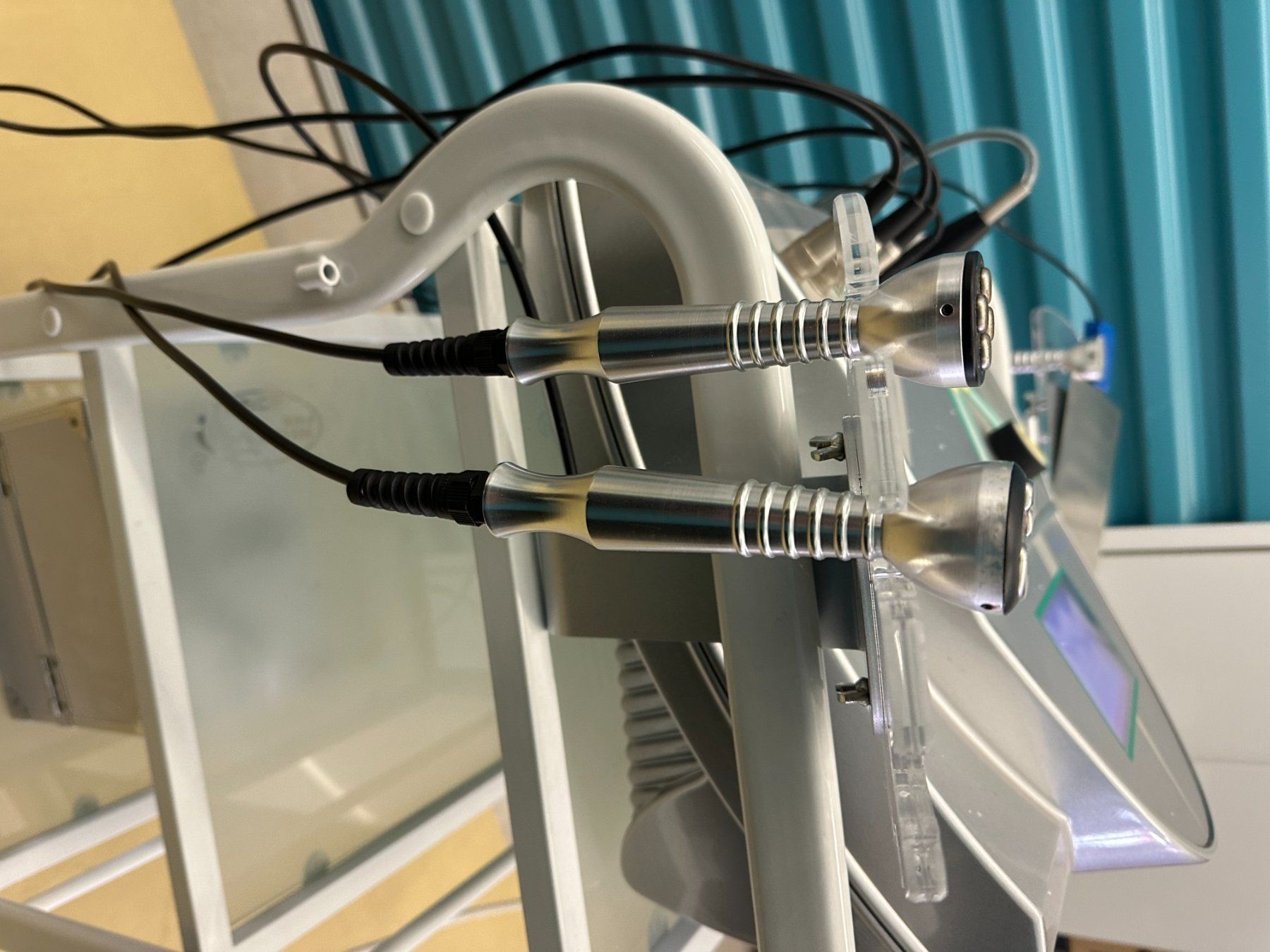 Altro per la cura del corpo: PANESTETIC B.R.F. Radiofréquence pro / Profi RF Gerät – Usato da Villars-Tiercelin venduto da Xla 2
