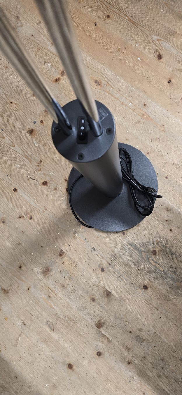 Regent Lampade: Stehlampe Regent – Usato da Oberuzwil venduto da joe_10k5 2