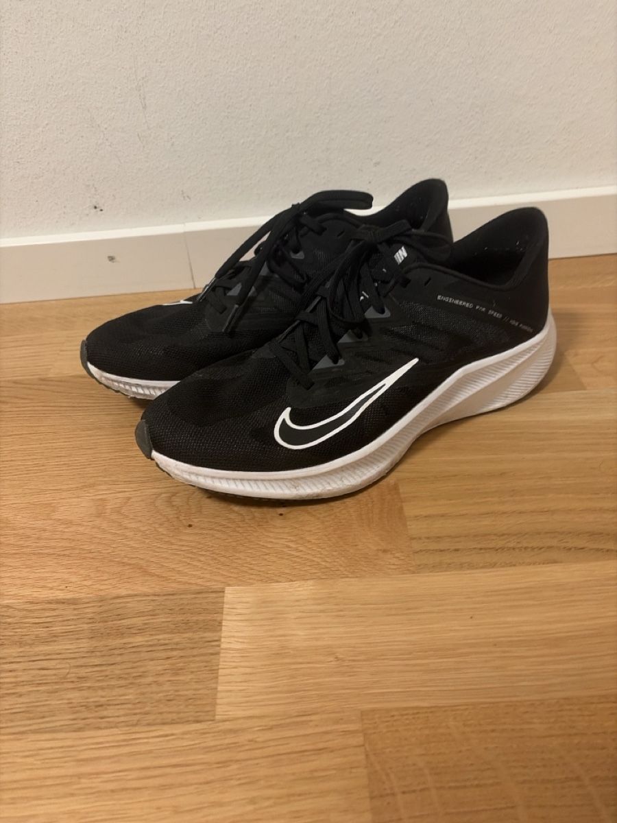 Nike Scarpe da uomo: Nike Running Schuhe – Usato da Zürich venduto da gaminev 1