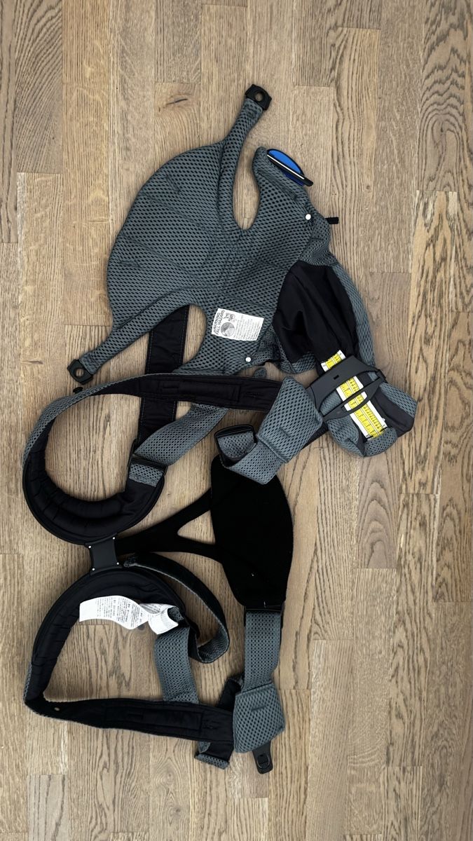 Babybjörn Marsupi portabebè: Babybjorn carrier  – Usato da Zürich venduto da cam_l7gj 2