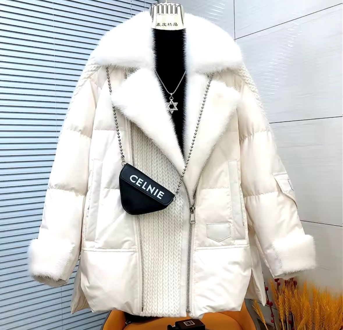 Vestes: Damen Jacket mit Natürliches Fell – D'occasion à Sattel par Zlata1 2