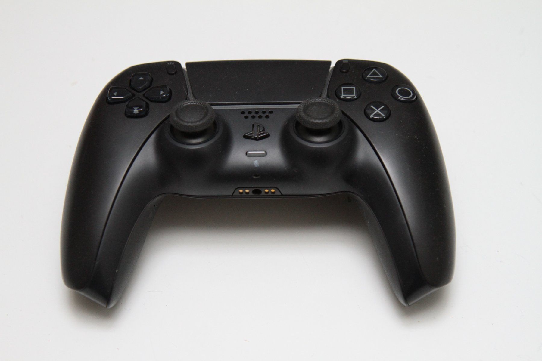 Sony Controller: Playstation 5 (PS5) Controller – Usato da Basel venduto da camelot99
