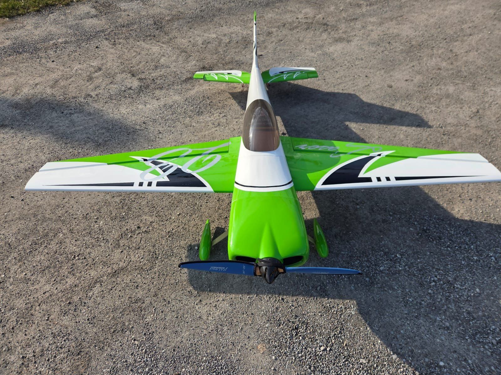 Modellismo RC: Pilot RC Laser 88" Komplett mit Jeti – Usato da Andwil TG venduto da hawaii001 5