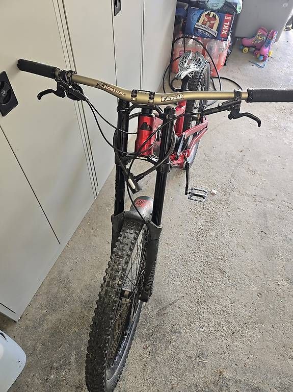 Velos: Canyon Downhillbike – Gebraucht aus Solothurn von lehmannski22 4