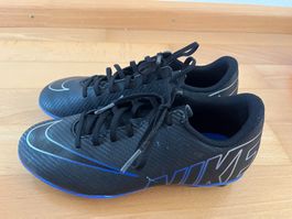 Fussballschuhe Nike Grösse 35 guter Zustand