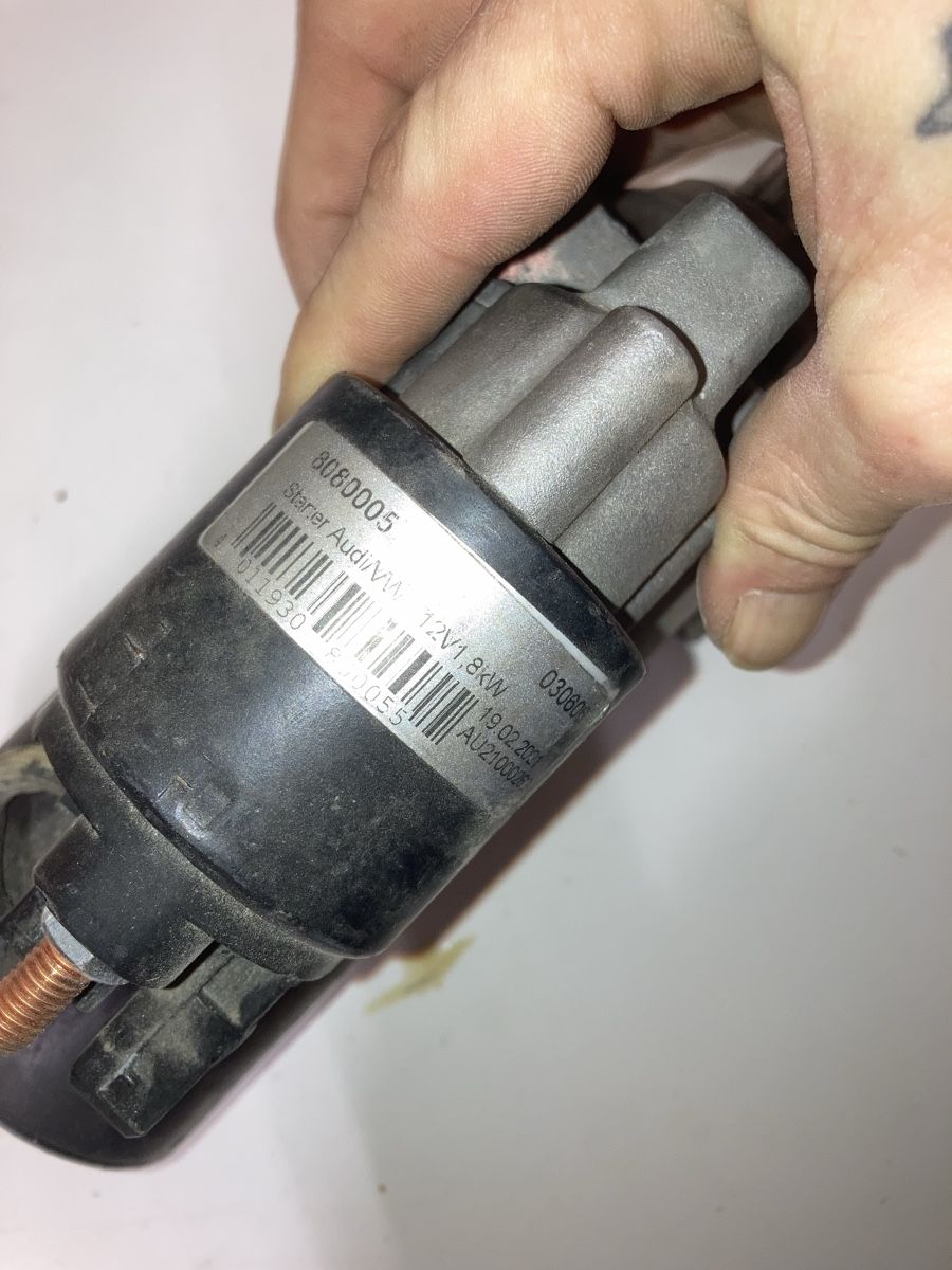 VW Tutti pezzi di ricambio auto: Audi/VW Anlasser Starter BORA 2.3l 170ps – Usato da Boniswil venduto da FindInBox 4