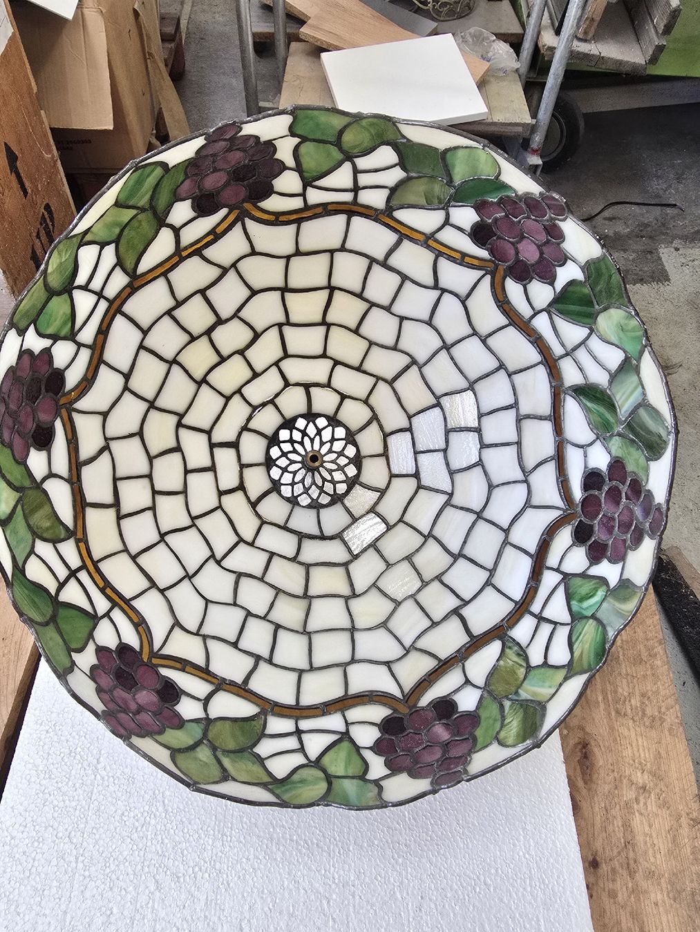 Paralumi: Tiffany Lampenschirm 50 cm – Usato da Volketswil venduto da rerererarara 4