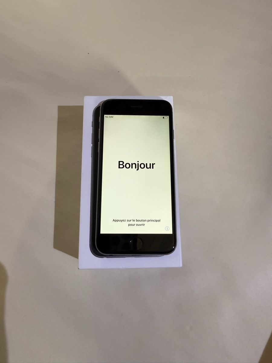 Apple Handys / Smartphones: iPhone 6, 32 GB, Space Grau – Gebraucht aus Winterthur von lea_wml8 2