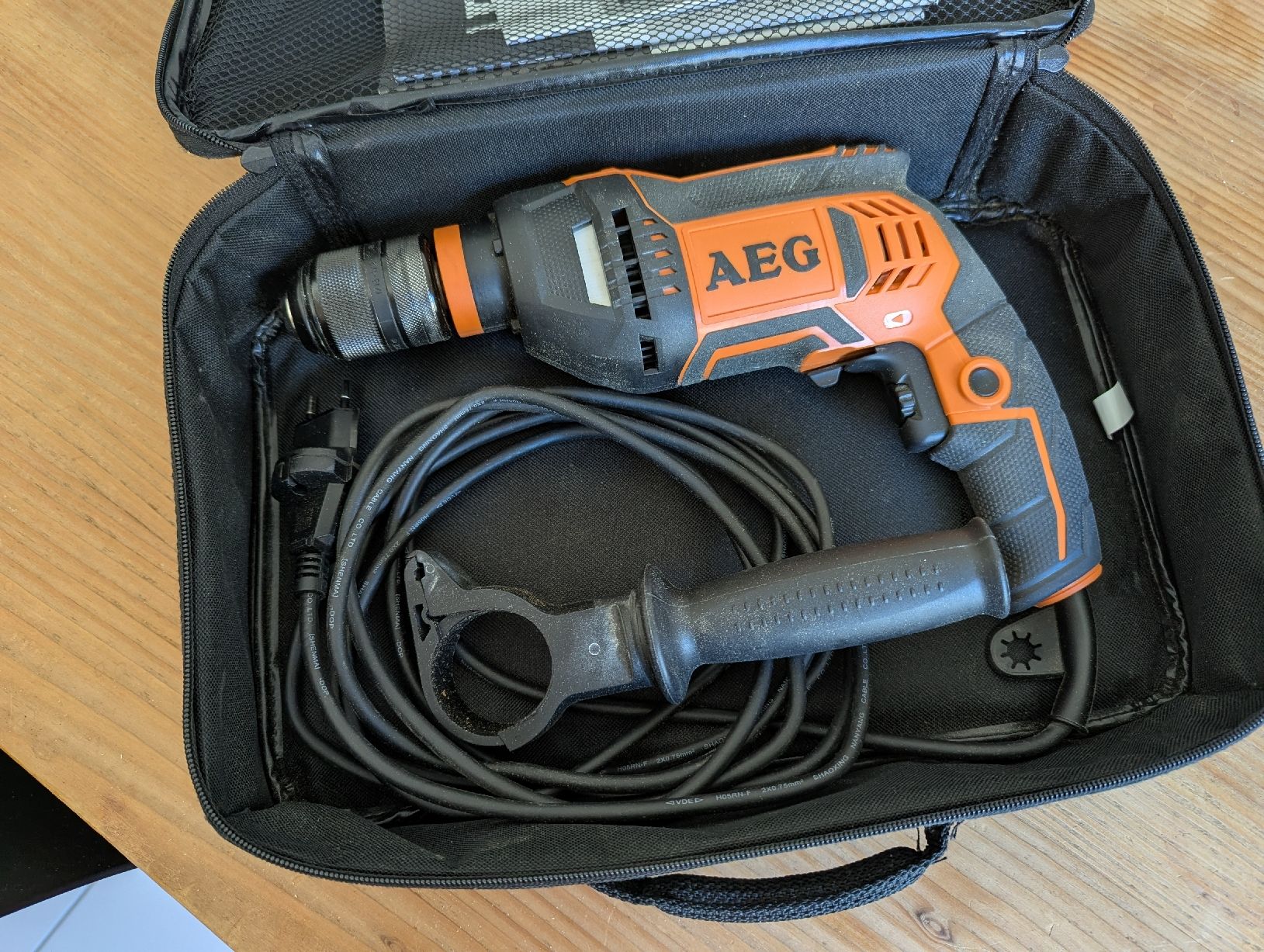 AEG Trapani: Trapano AEG sbe 705 re – Usato da Biasca venduto da Marvinfunky