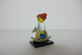 LEGO Minifigur CMF Serie 24 Mädchen mit Schaukelpferd