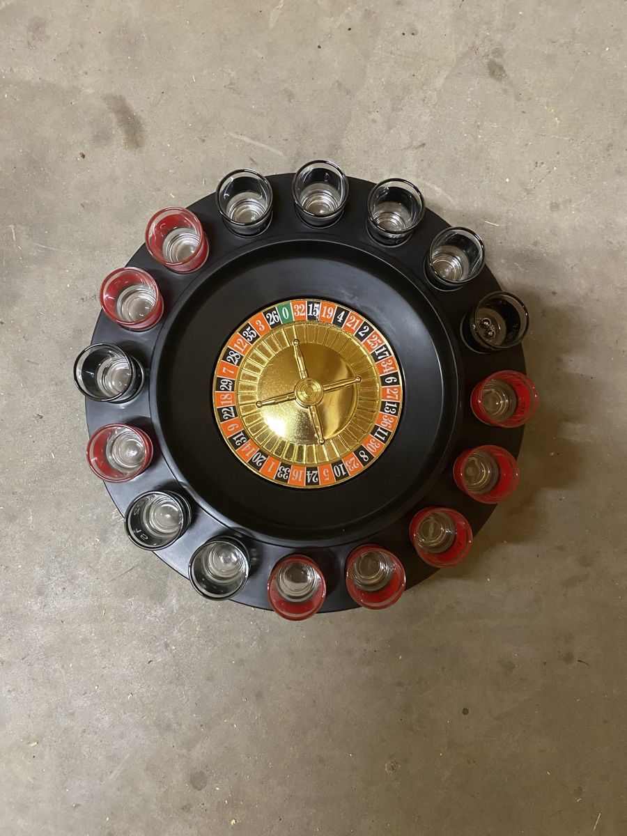 Spiele: Shot Roulette – Gebraucht aus Ennetbürgen von muirer00 1