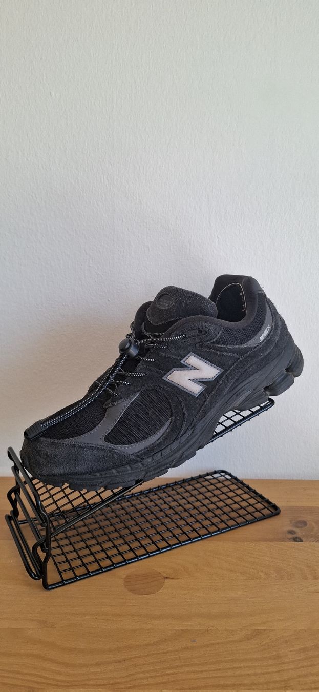 New Balance Scarpe da uomo: new balance 2002r  – Usato da Perly venduto da gsc_hwt7
