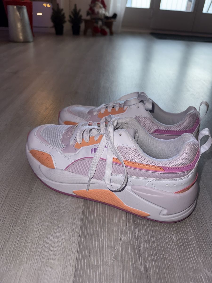Puma Scarpe da donna: Puma Damenschuh Gr. 41 – Usato da Erlinsbach SO venduto da muggi014