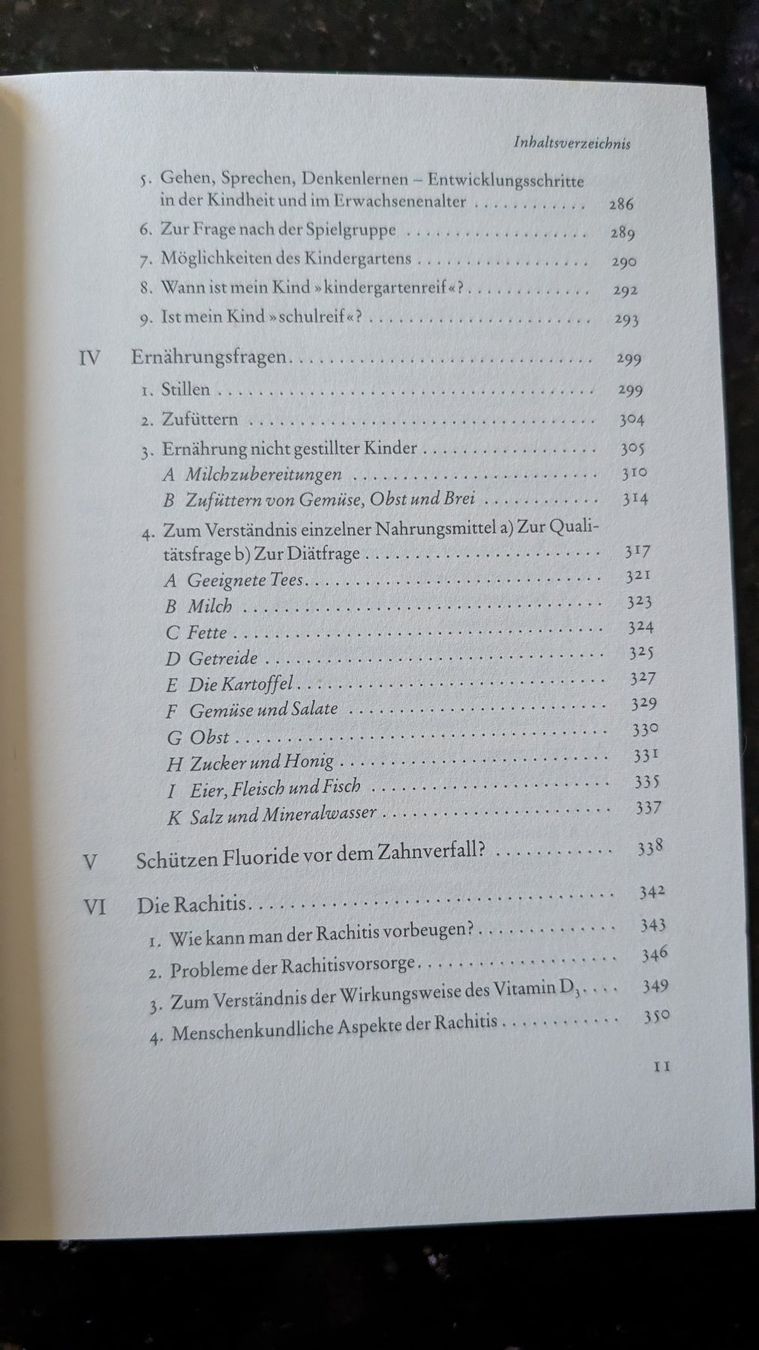 Libri: Buch "Kindersprechstunde", ein medizinischer Ratgeber – Usato da Augst BL venduto da Zitrusfrucht 8