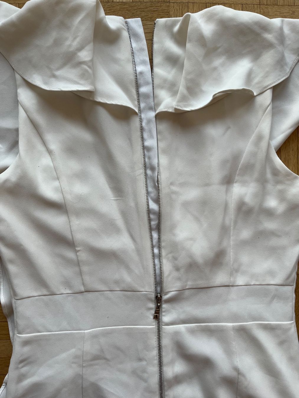 Kleider: New white beautiful dress size S – Neu (gemäss Beschreibung) aus Chêne-Bougeries von Seetooyoo 2