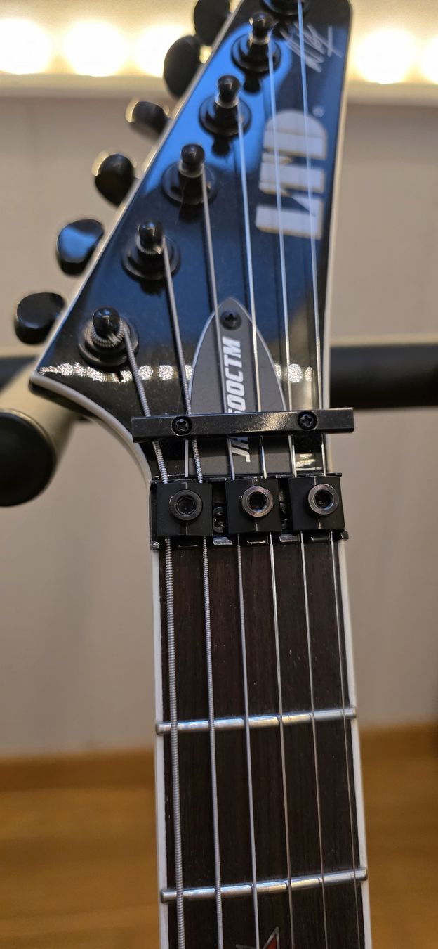 Esp Musikinstrumente: ESP LTD Jeff Hanneman JH-600CTM – Neu (gemäss Beschreibung) aus St. Gallen von alw_ljk6 3