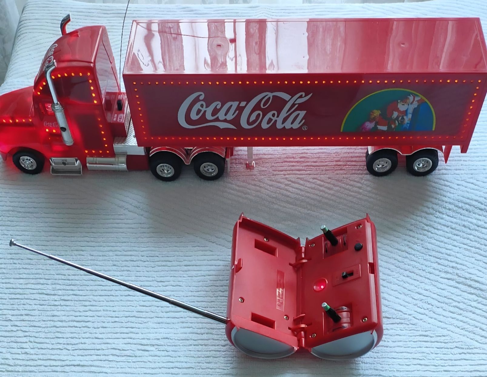 Coca-Cola Modellautos: Coca Cola Weihnachtstruck – Neu (gemäss Beschreibung) aus Luzern von Luzern_Energy