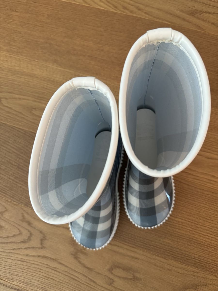 Burberry Herrenschuhe: Burberry Gummistiefel Gr. 29-30 – Gebraucht aus Genthod von Tidus04 1
