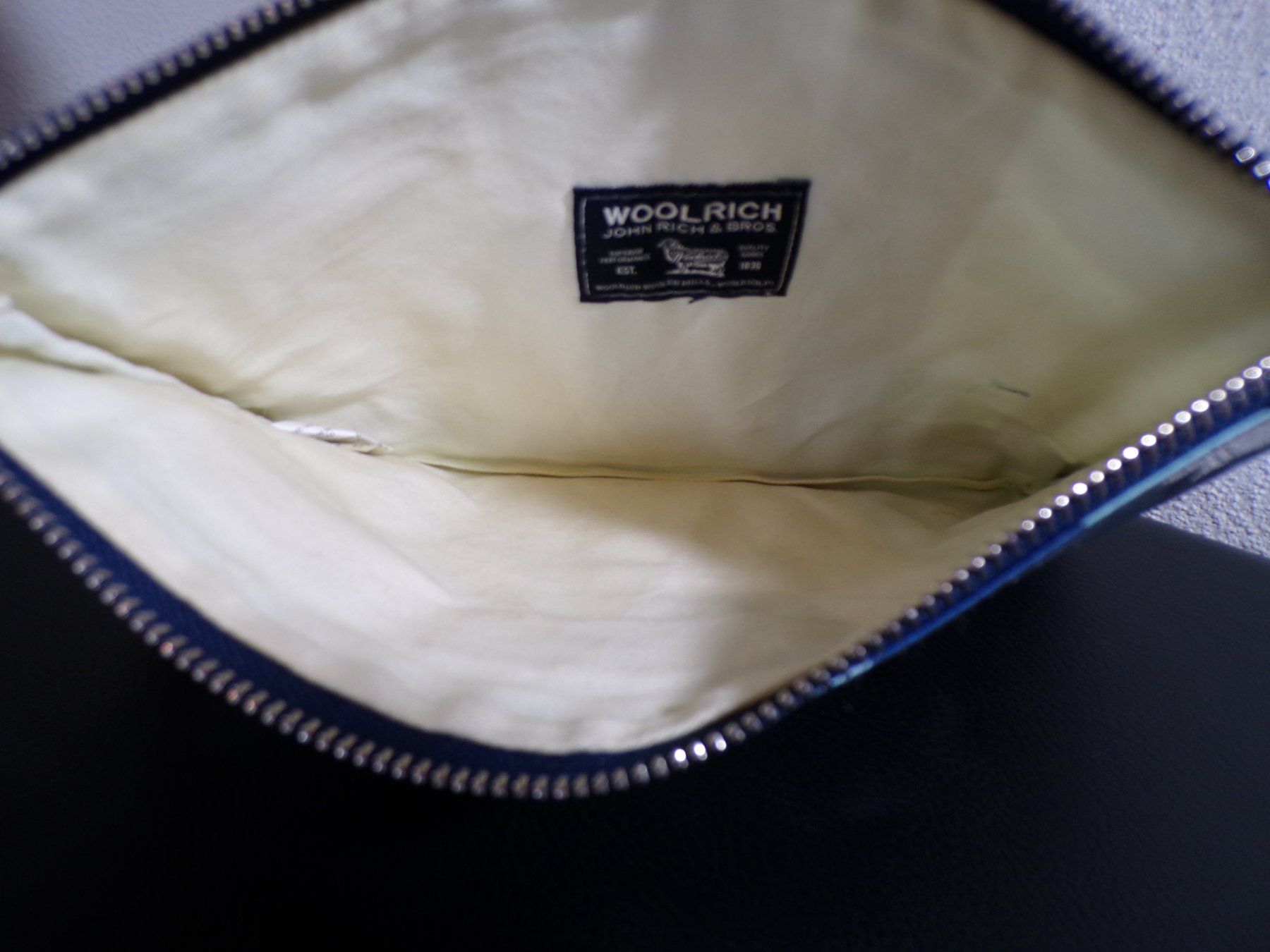Custodie per cosmetici: Necessaire mit Henkel WOOLRICH – Usato da Dübendorf venduto da alracfo 7