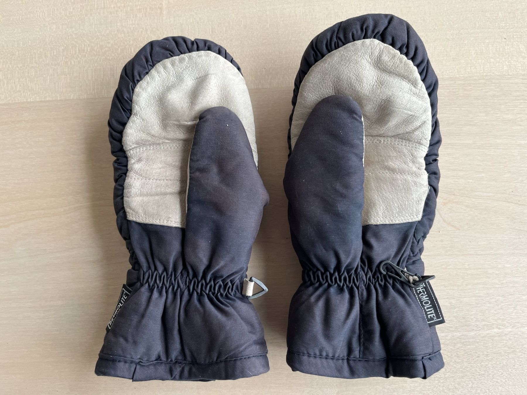 Guanti & manicotti: Skihandschuhe/Fausthandschuhe blau Grösse S – Usato da Uetendorf venduto da Florabella01 1