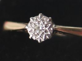 Vintage-Ring aus 18 Karat Gold mit Diamant