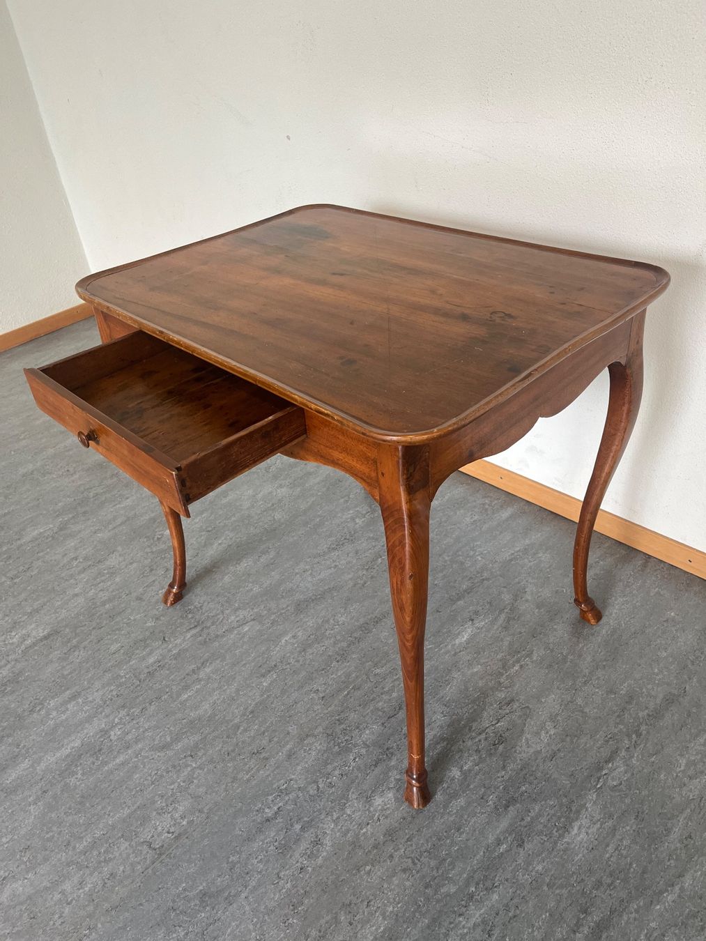 Tavoli: Ancienne table bernoise – Usato da lausanne venduto da esploras 2