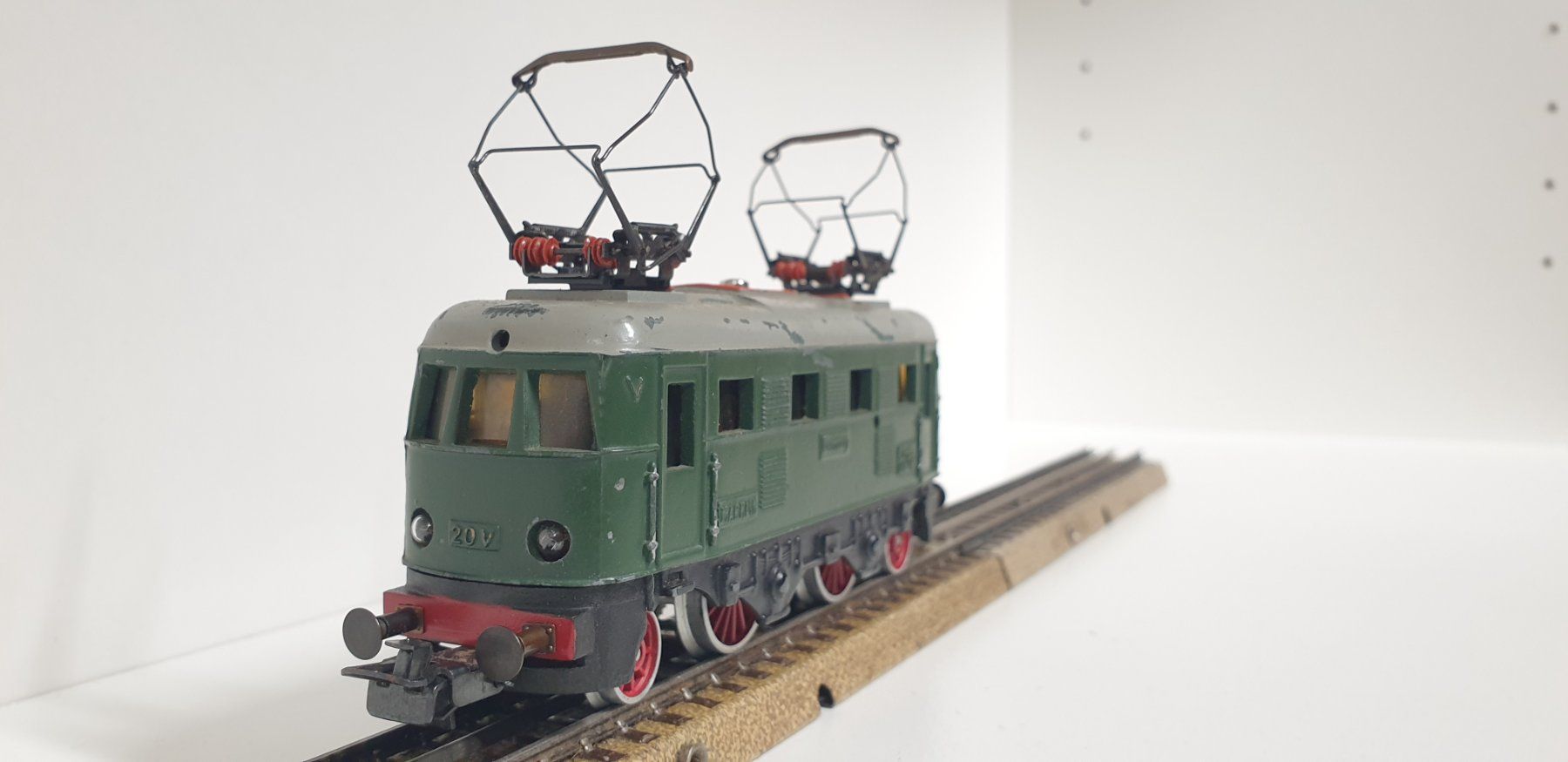 Märklin Modellini di ferrovie: Märklin E-Lokomotive ES800 ESU Digital!! – Usato da Neuenhof venduto da ludovicco 1