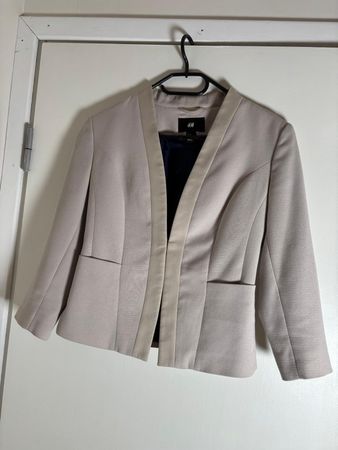 Damen Blazer, H&M, hellbeige, Grösse 38, guter Zustand