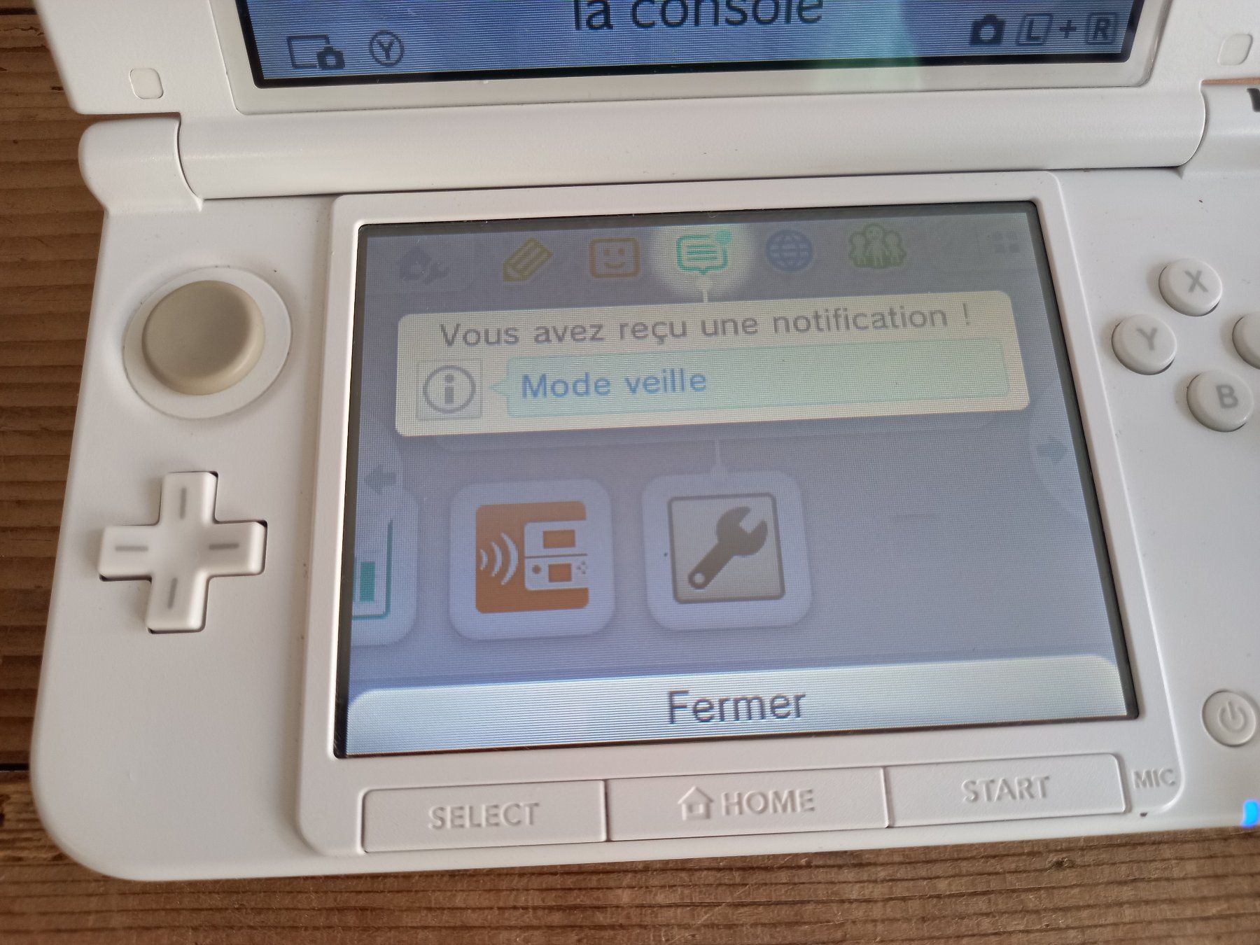 Nintendo Consoles: Nintendo 3DS XL mit Ac Adapter – Défectueux à Prez-vers-Siviriez par Monija70 3