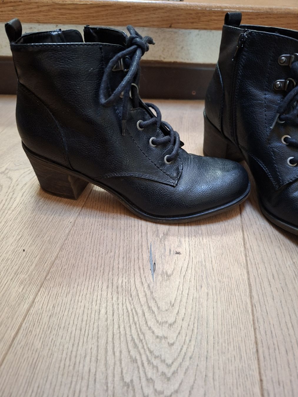 Scarpe da donna: stiefelette Gr 40 – Usato da Brienz BE venduto da Zwiback20 1
