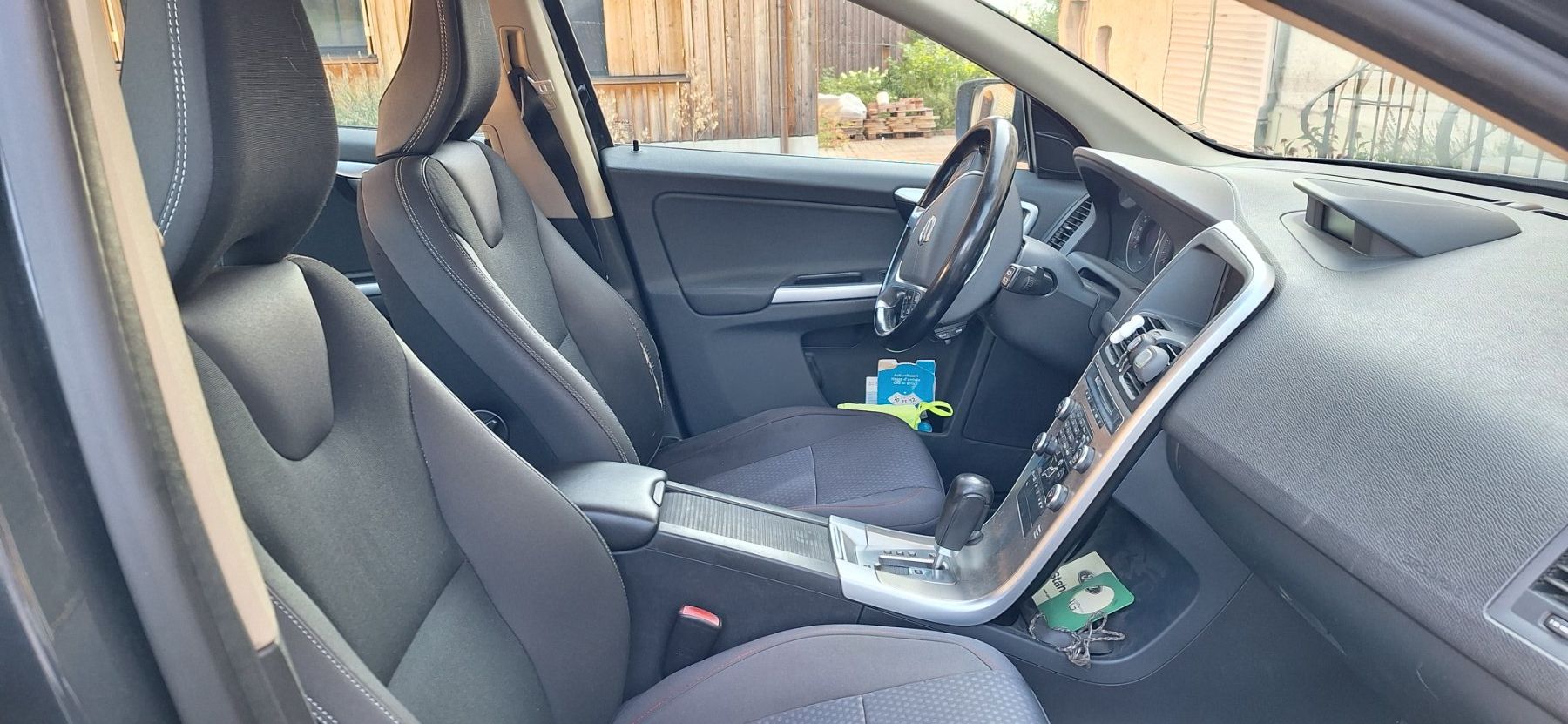 Automobili: Volvo XC60 D5 Momentum – Usato da Altnau venduto da Wema05 3