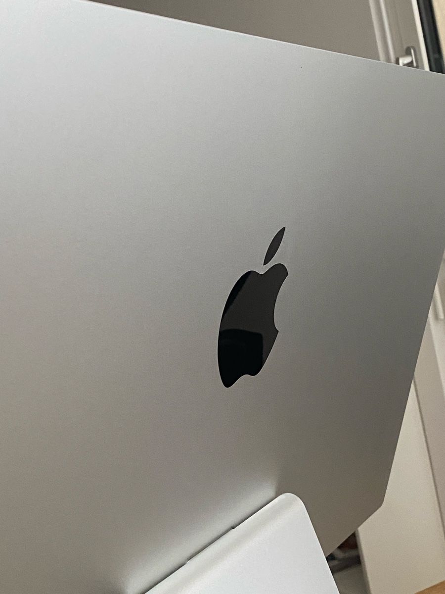 Apple Monitor: Apple Studio Display 27" 5K Standardglas (MK0U3D/A) – Usato da Wetzikon ZH venduto da rit_ramtr 6