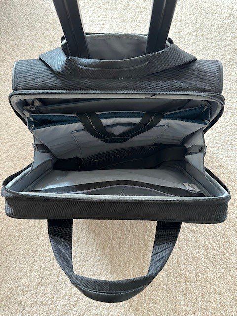 Samsonite Borse: Samsonite Laptoptasche mit Rollen – Usato da Dornach venduto da patrickpfister 2