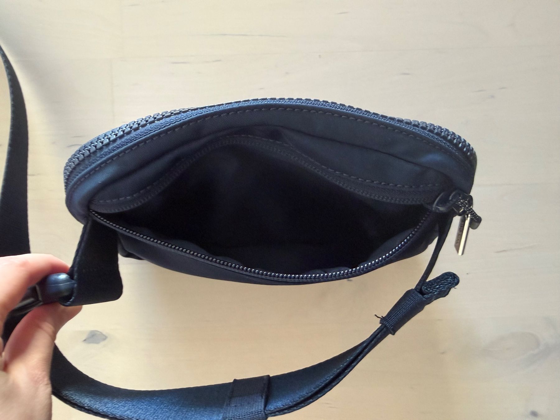 Lululemon Sacs: Lululemon Gürteltasche – Neuf (Voir description) à Glattpark(Opfikon) par infinite_bags101 2