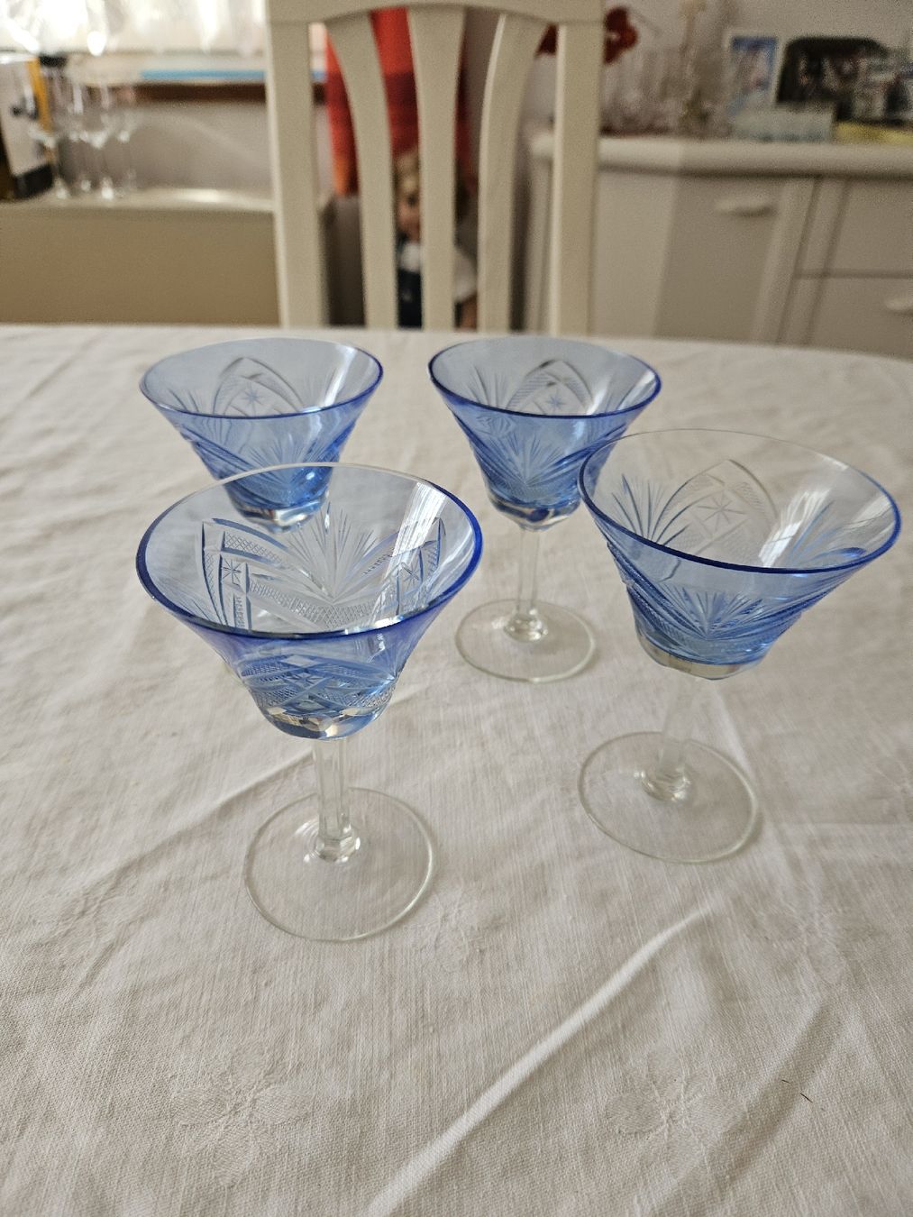 Bicchieri: 4er Set elegante Vintage Cocktailgläser, hellblaues Glas – Nuovo (secondo la descrizione) da Wädenswil venduto da Jsi.Z01 3