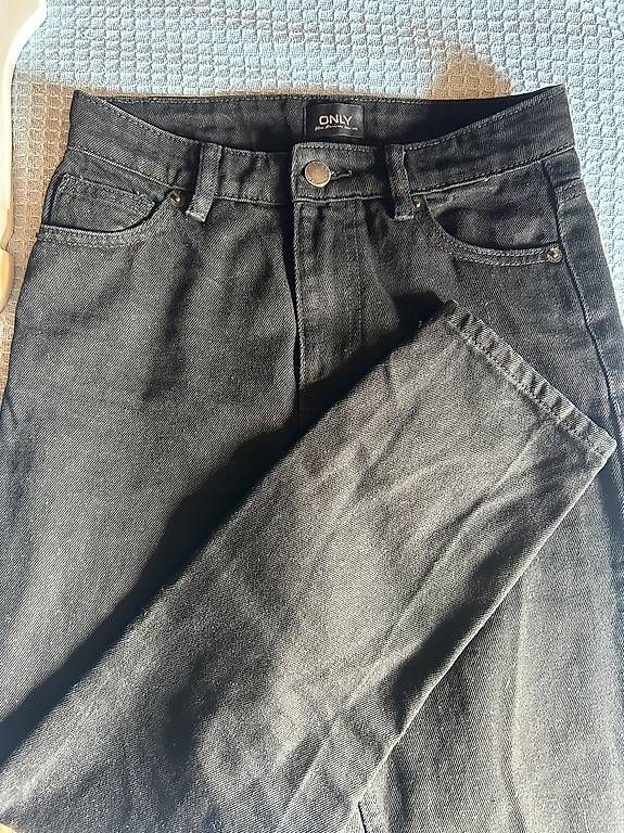 Jeans: Jeans only  – Usato da Därstetten venduto da yas_pb5r 2