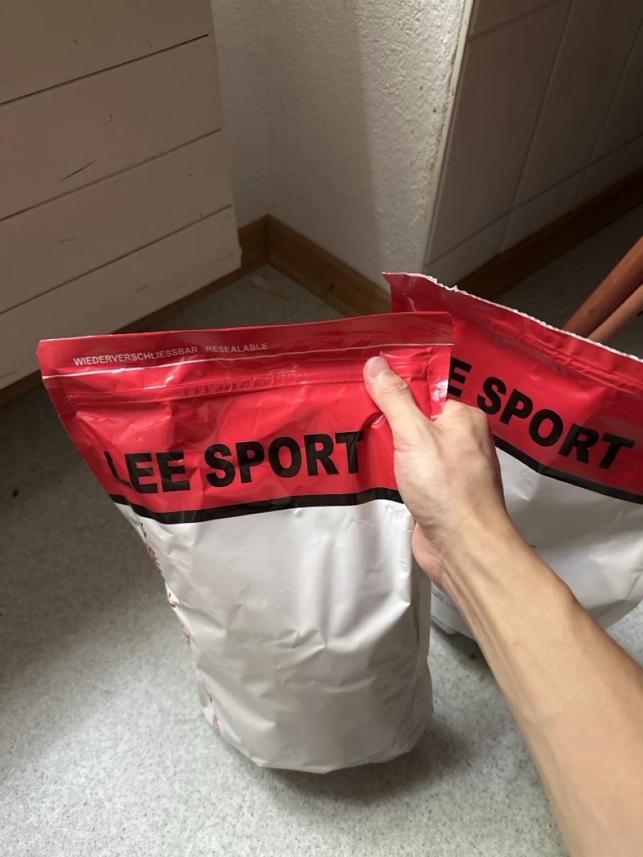 Lee-Sport Aliments & Spécialités: Whey Isolate Protein Pulver 1kg x 1.5  – Neuf avec emballage d'origine à Biel/Bienne par sin_s2wt 1