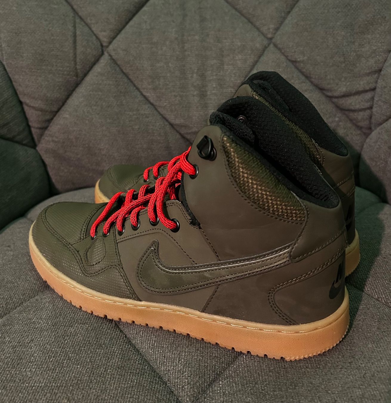 Nike Scarpe da uomo: Nike Stiefel Gr: 42,5 – Usato da Allschwil venduto da GrenzWert
