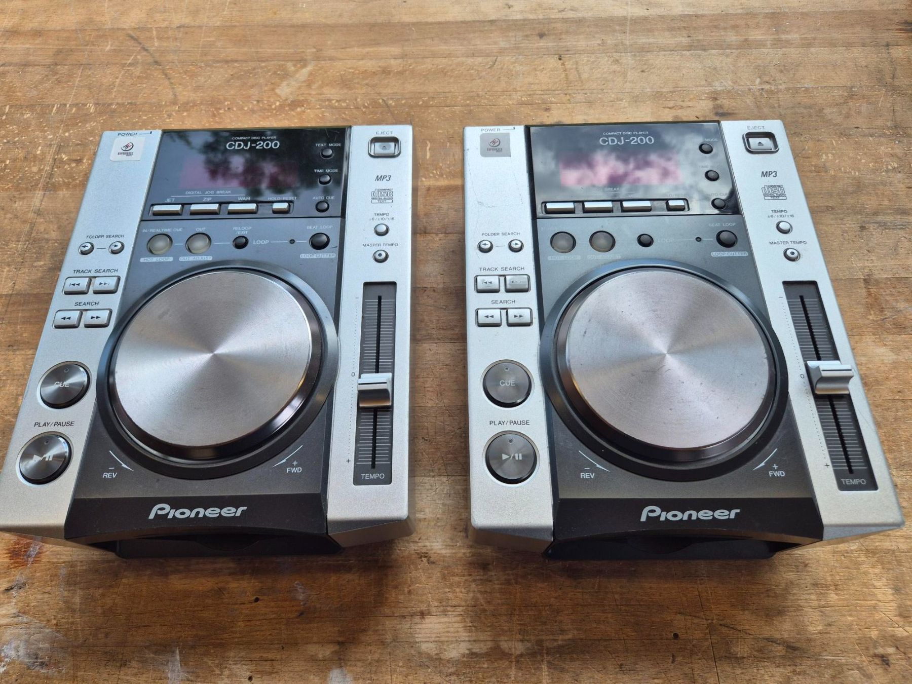 Pioneer Lettore multimediale & Streamer: Pioneer CDJ-200 2Stk CD-Player ab 1.- – Usato da Kehrsatz venduto da Bari81