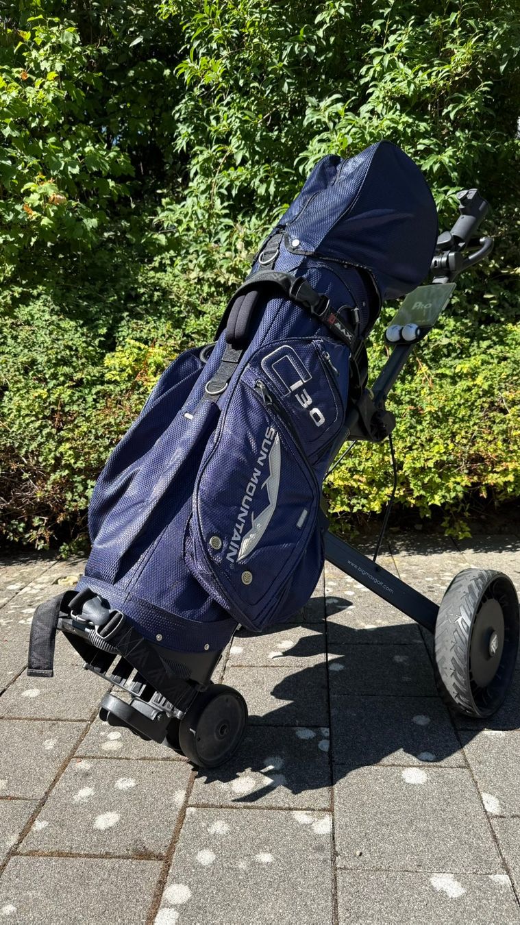Mazze & Set: Golfset mit e-Trolley Pro (elektrisch) – Usato da Ersigen venduto da Steinwell 2