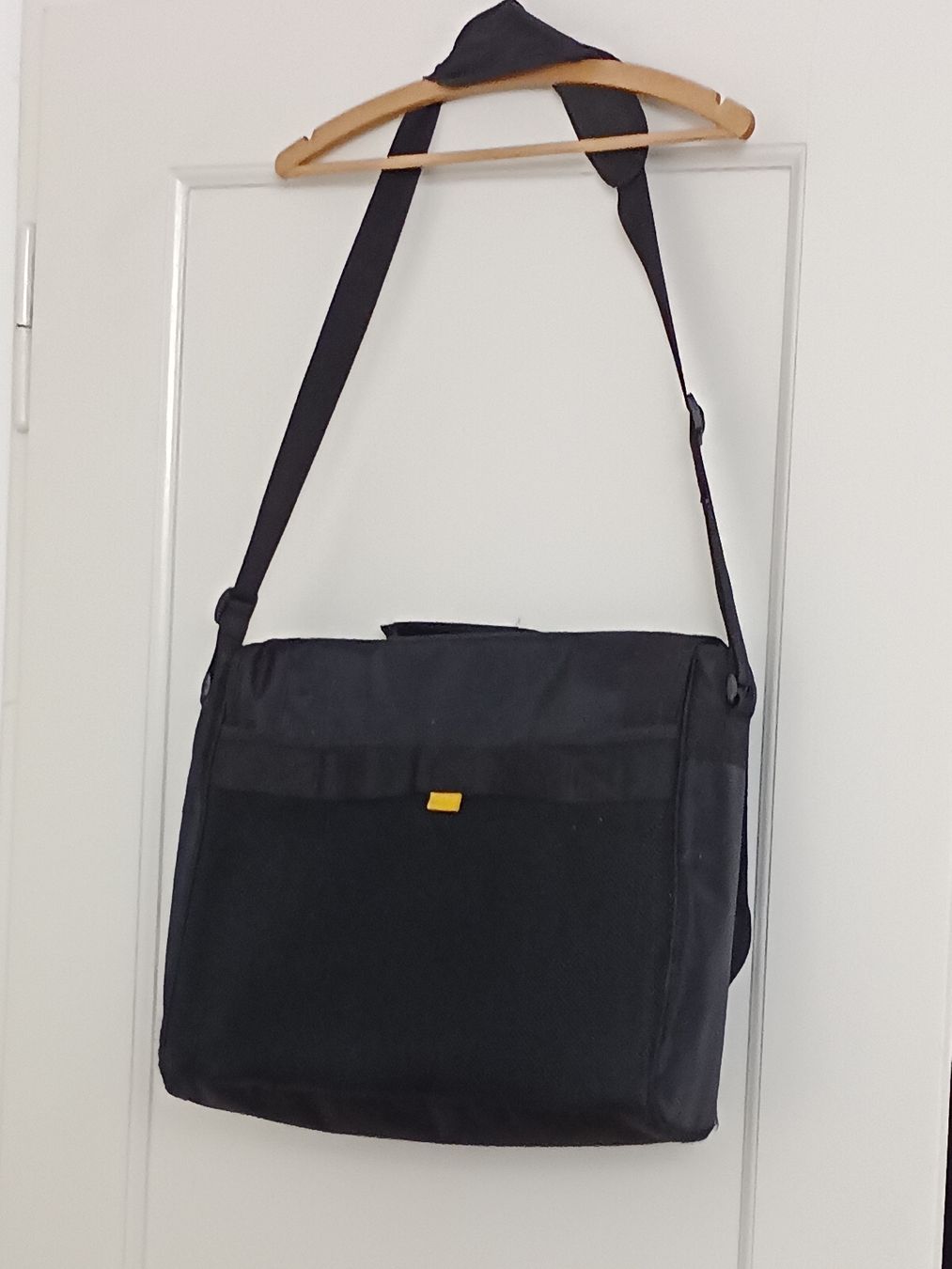 Borse: Geräumige Laptoptasche. Marke HP – Nuovo e nell'imballaggio originale da Zürich venduto da Mitzi6 1