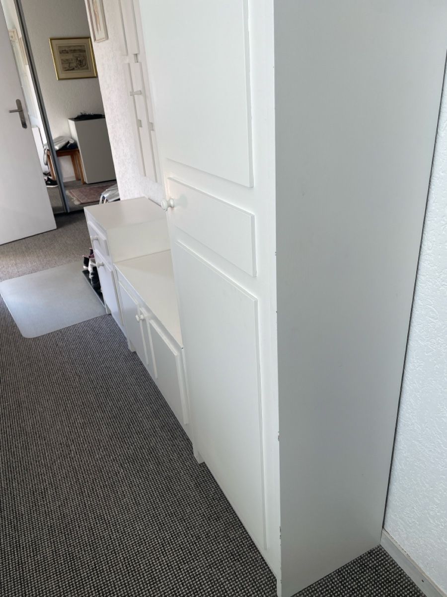 Guardaroba: Garderobe  – Usato da Lengnau AG venduto da DrSnugglers 4