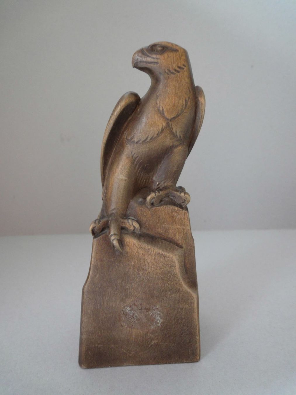 Sculptures & Statues: Adler aus Holz geschnitzt – D'occasion à Chur par omonia