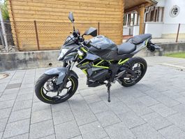 Kawasaki Z125, 2024