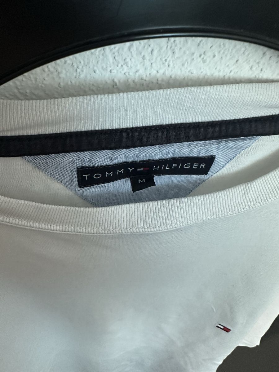 Tommy Hilfiger T-shirt: Tommy Hilfiger T-Shirt weiss – Nuovo (secondo la descrizione) da Schlieren venduto da James1010 1